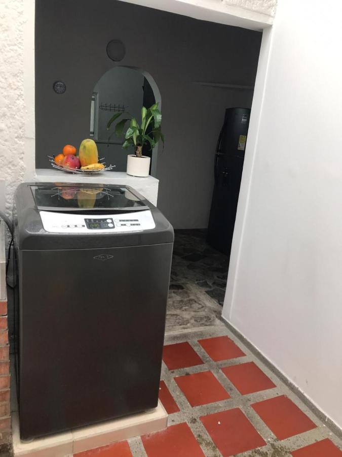 Vip Apartasuites Rosales Medellín Kültér fotó
