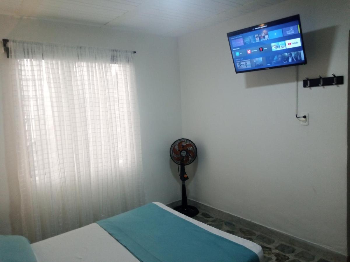 Vip Apartasuites Rosales Medellín Kültér fotó