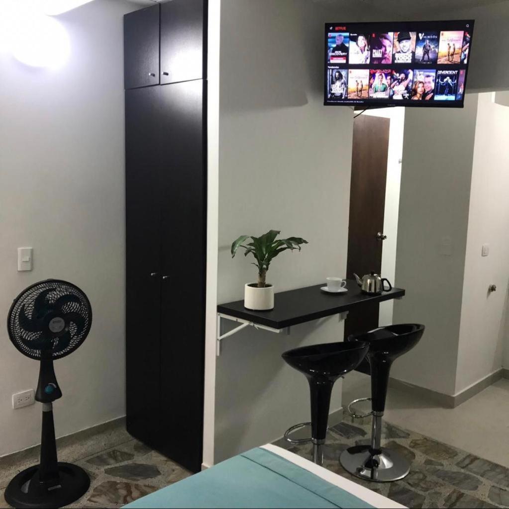 Vip Apartasuites Rosales Medellín Kültér fotó